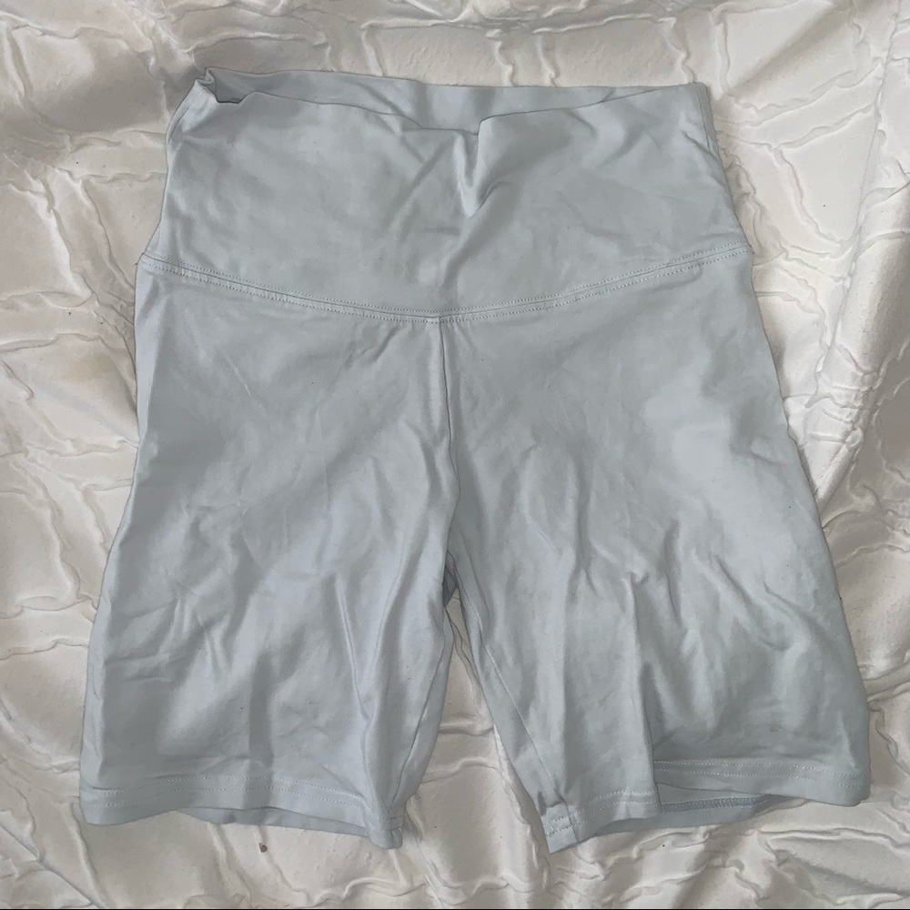 TnaCHILL Atmosphere 7” High Rise Short